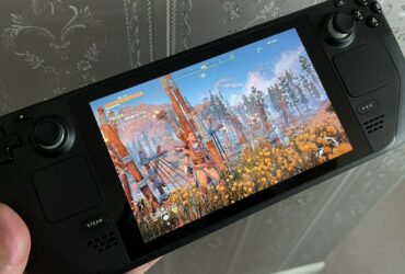 Shuhei Yoshida mostra un gioco PlayStation in esecuzione su un portatile per la prima volta da PS Vita
